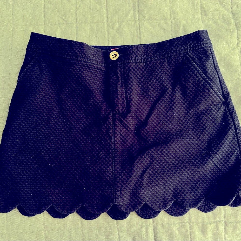 Lilly Pulitzer skort, skirt with shorts beneath, navy blue, size 6
